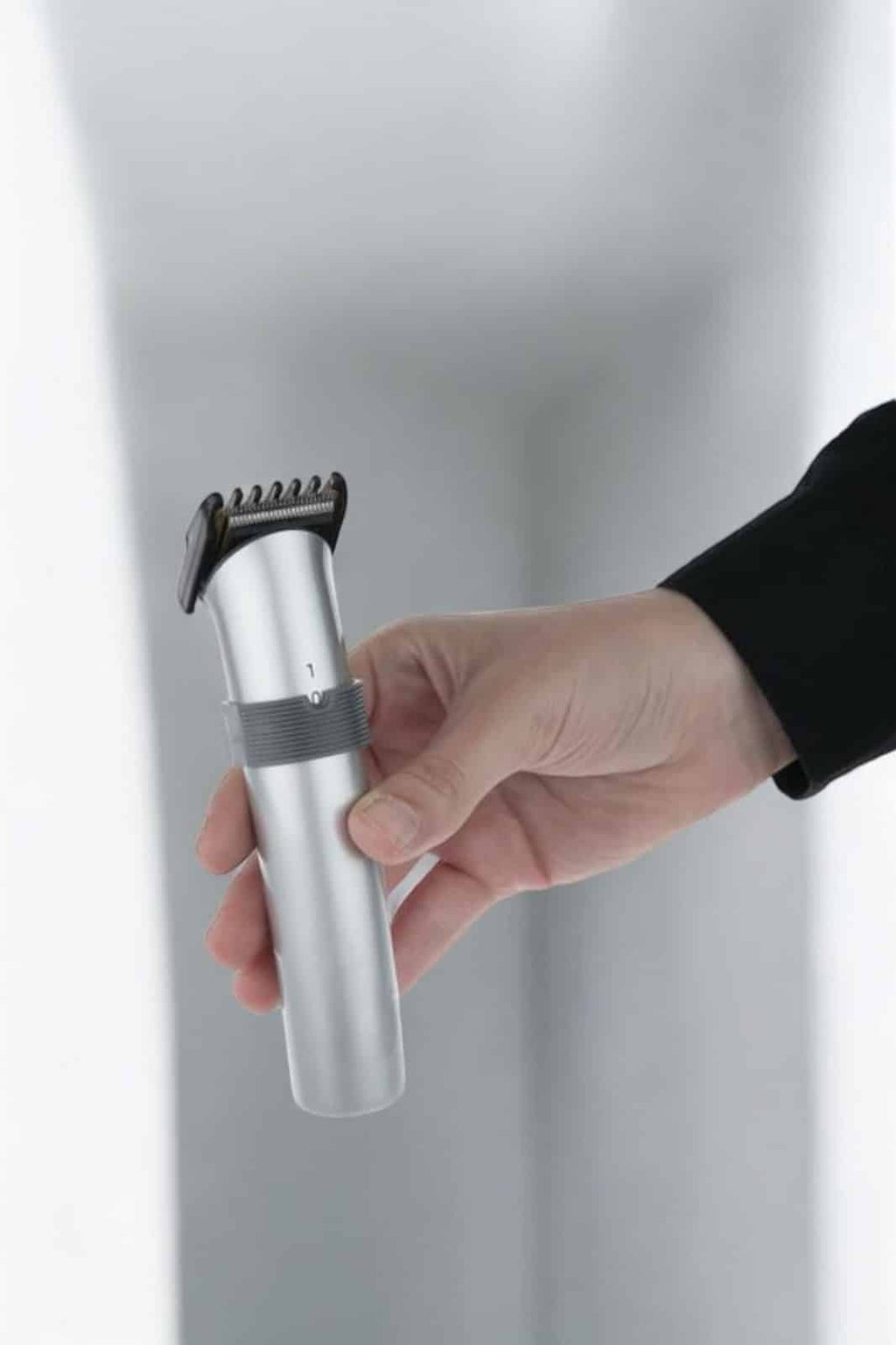 4 Taraklı Profesyonel Şarjlı Saç ve Sakal Kesme Tıraş Makinesi Seti